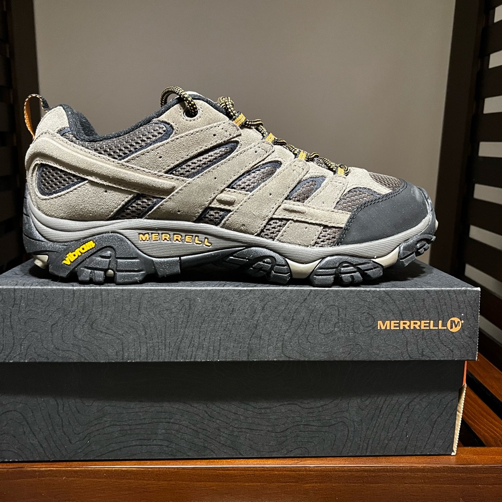 Merrell Men’s 11.5 Wide Width Moab 2 Vent never worn shoes